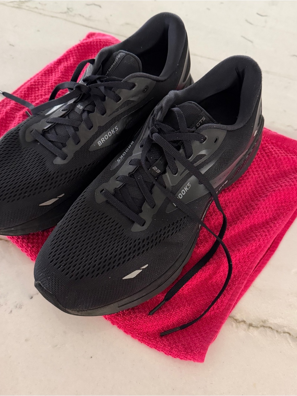 Brooks Adrenaline GTS 23 Mens Size 13 Black Running Athletic Shoes Sneakers